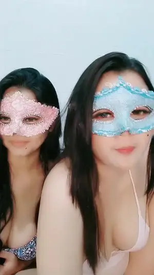 Bokep Lesbi Eca Trio Montok Saling Pamer Body Toketnya Bokep Lesbi Eca Trio Montok Saling Pamer Body Toketnya